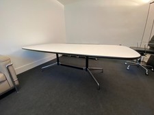 VITRA Eames Segmented Table