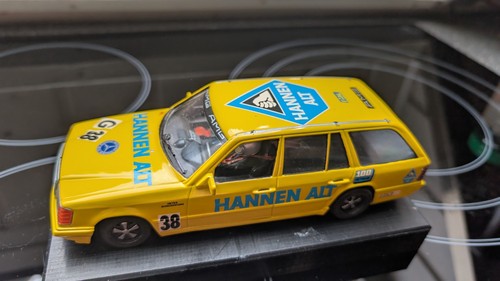 Mercedes benz 230te - kombi, 1:24