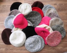 Restposten von 35 Damenmützen Strick Angora Wolle vers. Größen Wiederverkäufer