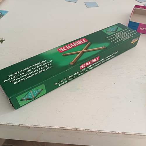Verpackter scrabble deluxe - verpackter,