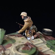 War Park, Tank Rider Rifleman