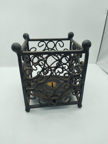 Quadratischer - ,