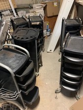 Friseurwagen x 6, Friseurstuhl 1