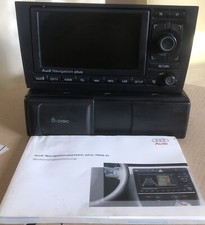 Audi A6 A4 S4 B6 B7 8E Navigation plus mit CD  Wechsler Steuergerät Telefon