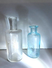 Fund in HL 2 alte Medizin Apotheker Glas Flaschen