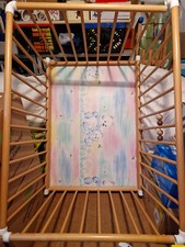 Laufstall aus Holz zusammenklappbar, stabile Qualität