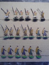 19 Zinnfiguren - Altertum Fußvolk vorgehend (Heinrichsen)