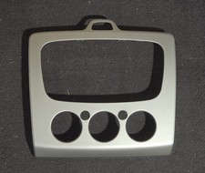 Ford Focus mk2 DA3 # Radioblende # Abdeckung Radio # silber