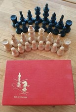 Komplett Set Schachfiguren aus