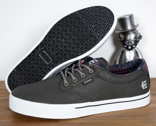 Etnies skateboard footwear - skateboard,