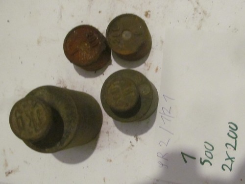 Rostige gewichte f - 4,