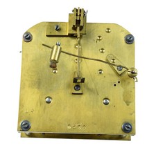 Feines altes Uhrwerk f Pendule