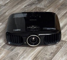 Beamer - Epson EH-TW6000W