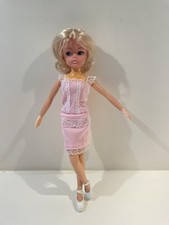 Sindy Pedigree Active Puppe