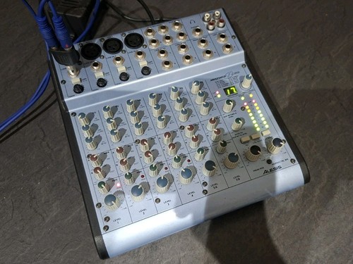 Alesis multimix usb original - 8,
