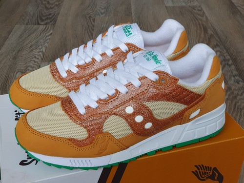 Saucony sneaker politics - x,