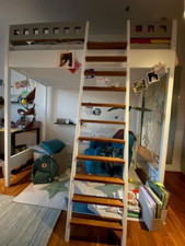 Kinderhochbett Schreineranfertigung, weiß