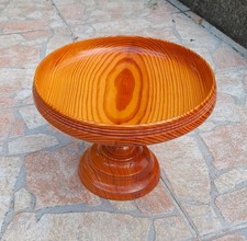 gedrechselte Holzschale mit Fuß