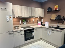 Einbauküche 280 cm Lang Ohne Geräten Es Ist Beige Farbe Nagelneu T017623270714