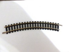 Minitrix 4912 N gebogenes