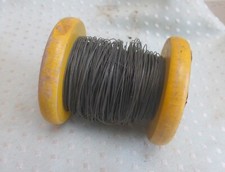 Alte Spule Holzspule Holzrolle mit Rest  ? CHROM Nickel 0,45 Draht Rolle Holz