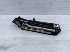 VW T5 Multivan 7H Bordwerkzeug