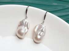 Paar elegante S925 Ohrringe mit großem weißen BarockPerl-Tropfen - unregelmäßige