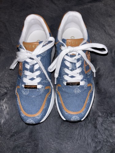 Guess sneaker runner koyaa - guess,