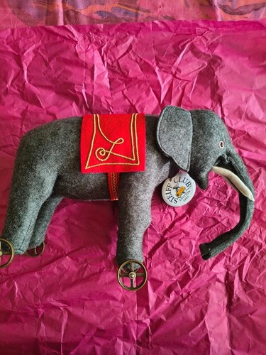 Steiff filzelefant auf - steiff, rädern
