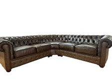 Edles Chesterfield Ecksofa
