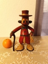 Handgeschnitzte Holzente mit