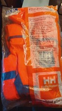 2 Helly Hansen Rettungswesten