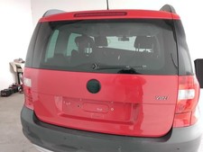 Skoda Yeti 5L Heckklappe LF3K Corrida Red inkl. Heckscheibe BJ2010 Anrostung