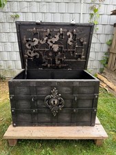 Antike Eisenkassette, Kriegskasse Soldtruhe Eisentruhe Cassaforte Schloss Tresor