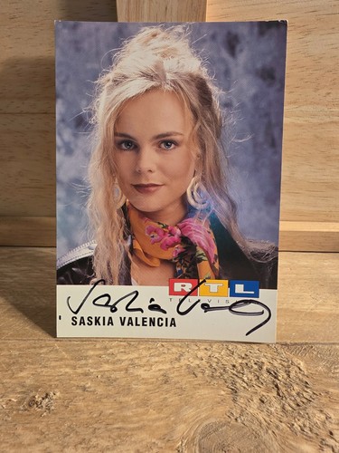 Saskia valencia - saskia, )