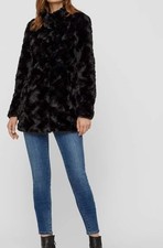 Kunstpelzmantel der Marke