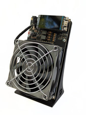 NerdQaxe+  -  2,5 TH/s Solo - Bitcoin Miner -