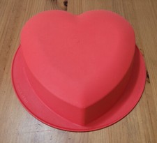 Tupperware Silikon Backform Herz rot