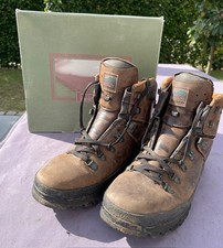 Meindl Borneo  Leder Wanderschuhe für Herren - Braun  Gr. 8 1/2