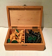 Vintage Schachfiguren mit Box