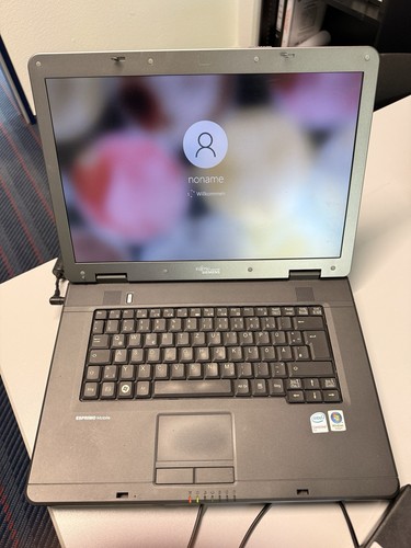 Fujitsu siemens esprimo - fujitsu,
