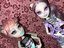 Monster High Ghoul Chat - Rochelle Goyle & Catrine Demew