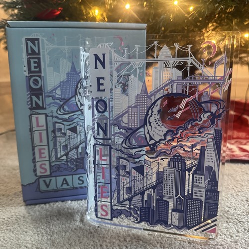 Fairyloot neon lies - book, vase