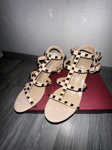 Valentino garavani rockstud - valentino,