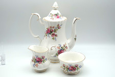 Royal Albert *Moss Rose* 1