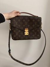 Louis Vuitton Métis Monogram