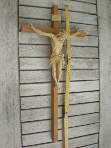 Antikes holz kreuz mit jesus - holz,