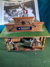 3 Plastinol-Cowboys Masse 50er Jahre mit DDR-Westernhaus VERO? + Foto/Kopie