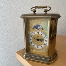 Größe Hermle Messing  Kaminuhr Mit Mondphasen Mit Gong  Funktioniert