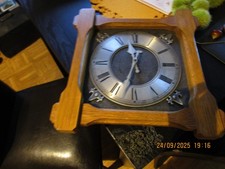 rustikale Wanduhr mit Holz (Eiche)